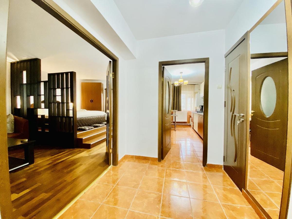 Central & Comfortable Studio Targoviste Exterior photo